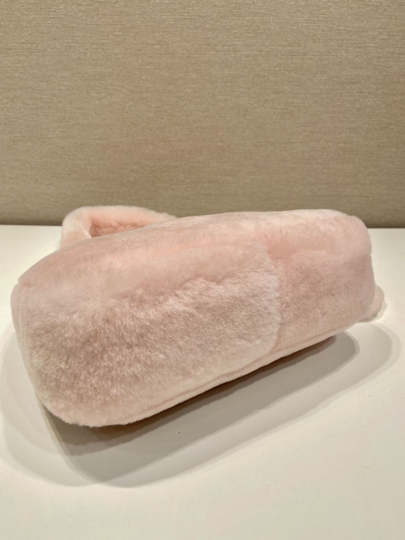 Pra*a hobo bags
